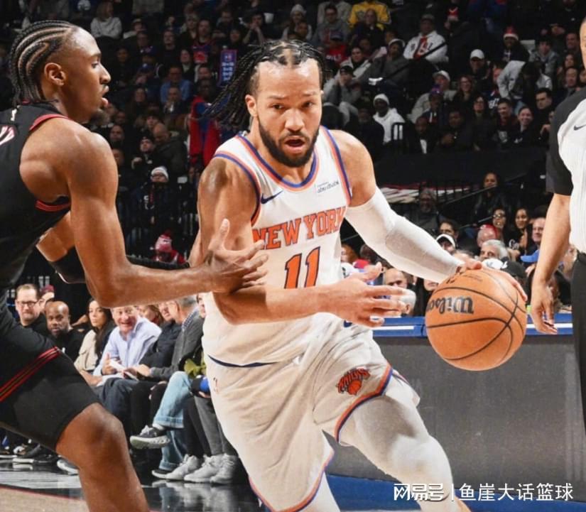 ewc电竞世界杯-尼克斯拒逆转！恩比德38+11不满吹罚，布伦森31+6犯错，裁判抢戏